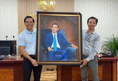 Vẽ tranh chân dung BMT – Dịch vụ vẽ chân dung nghệ thuật tại Bồ Câu Trắng